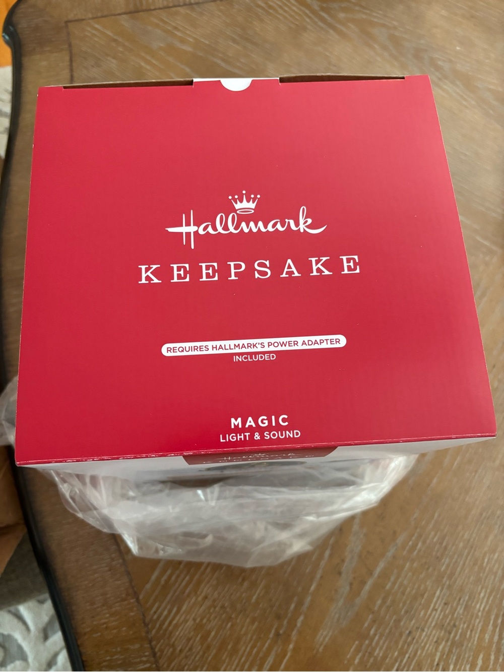 Hallmark Red Keepsake Magic Light & Sound Box - Picture 3 of 5